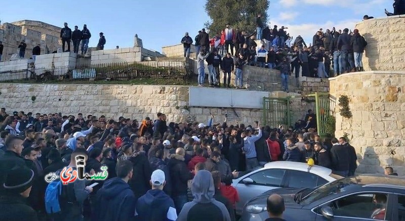 القدس: تشييع جثمان الطفل قيس أبو رميلة (8 سنوات) من المسجد الأقصى